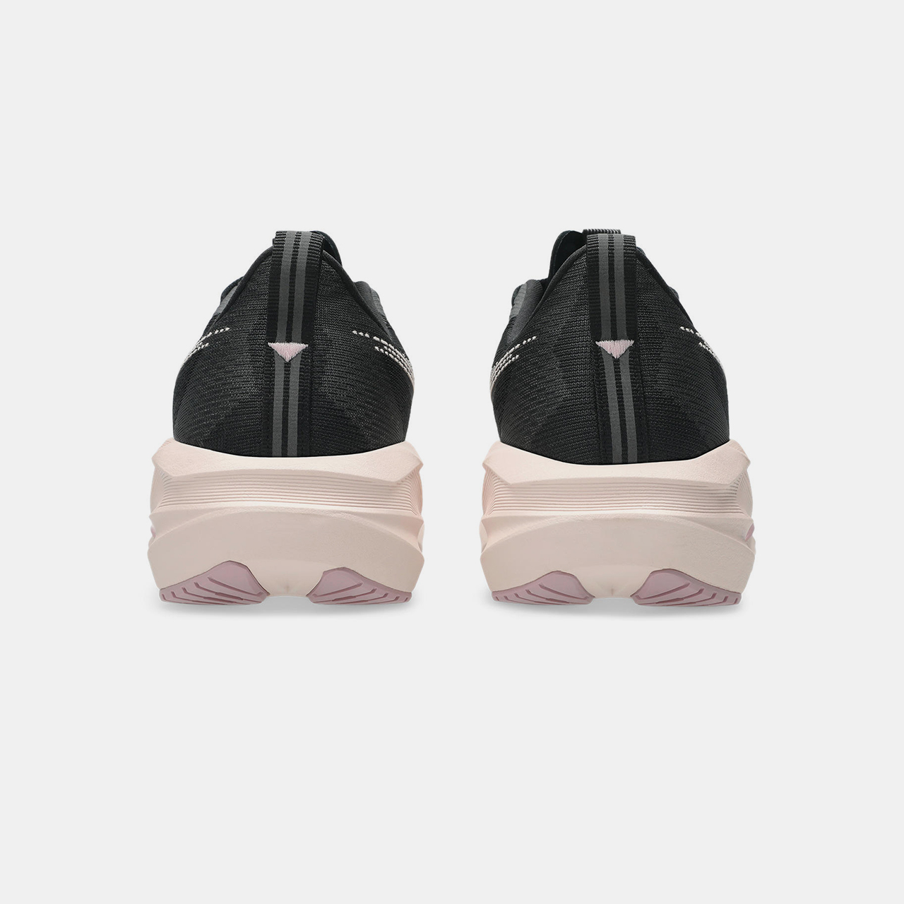 Asics Pembe Asics Novablast 5