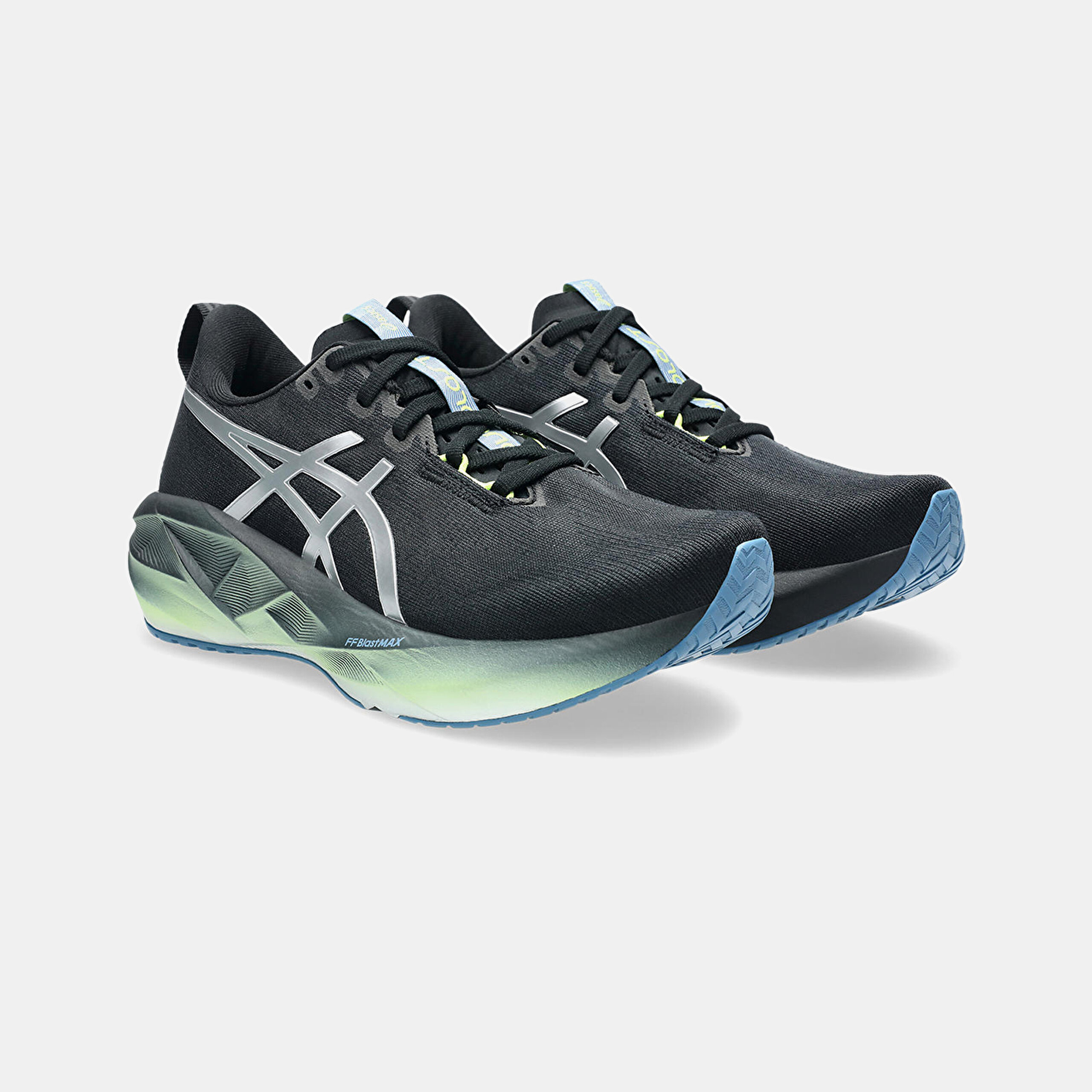 ASICS Novablast 5 Luxe - 2