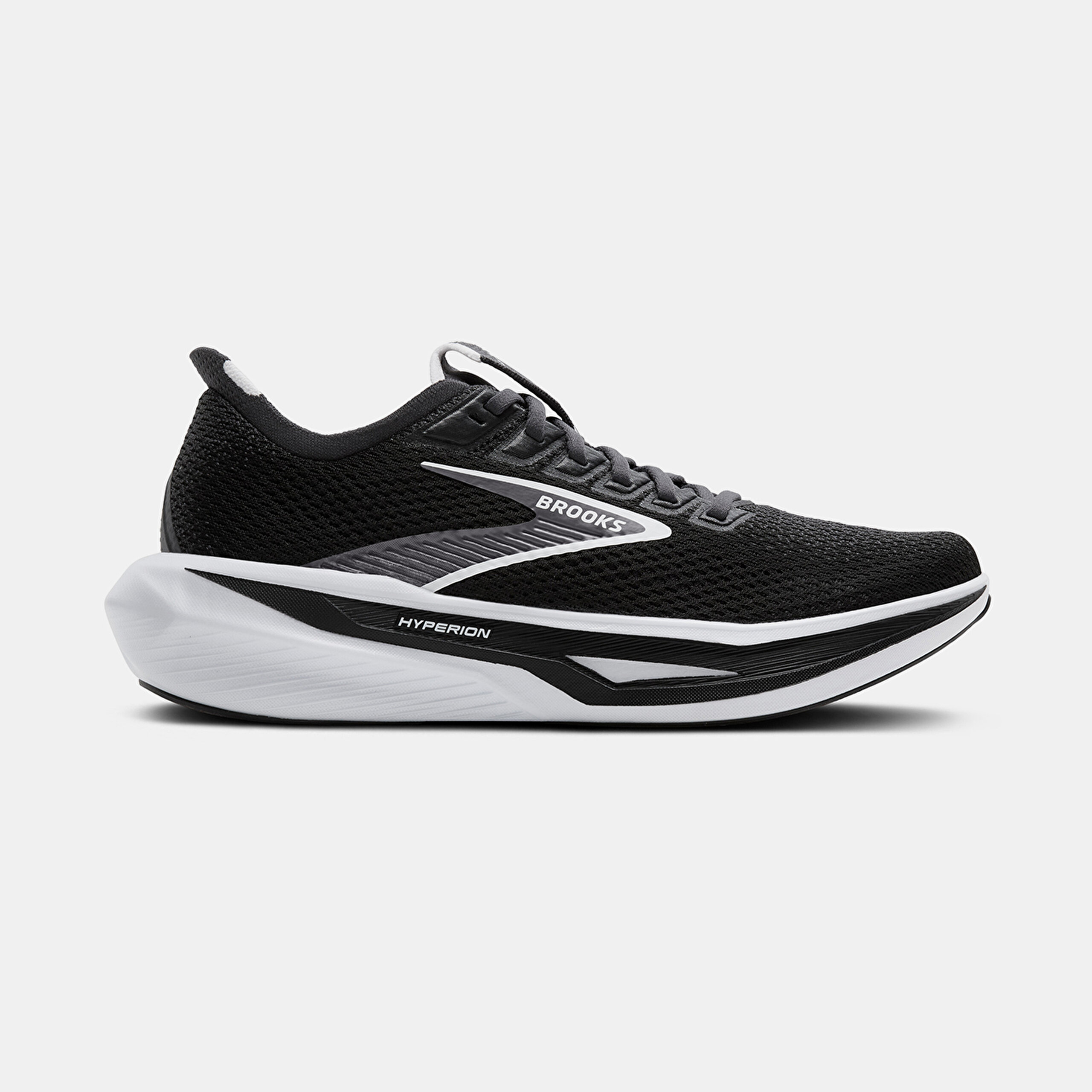 BROOKS Hyperion 3 - 0