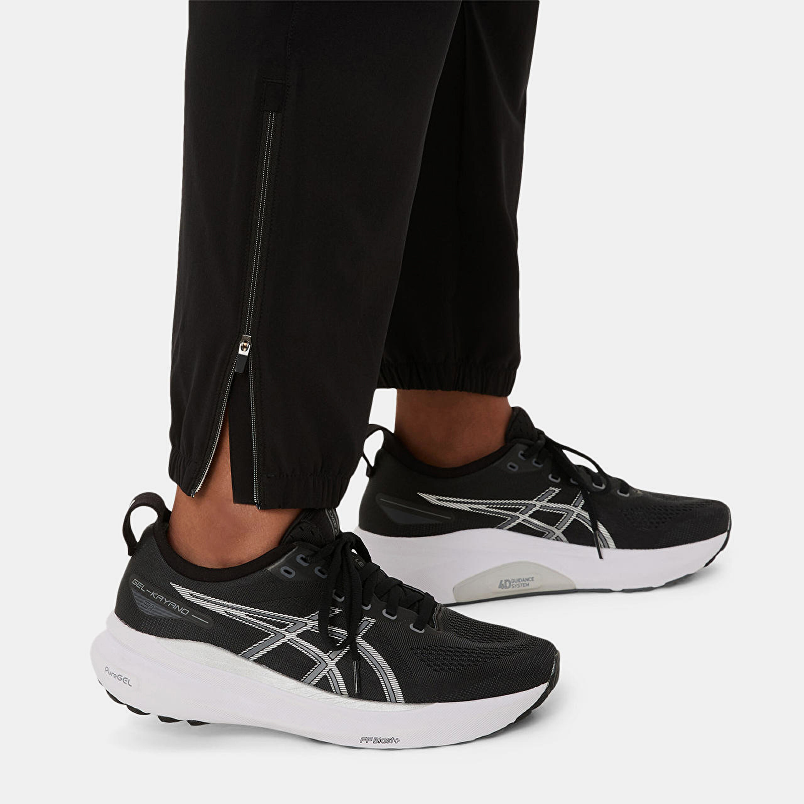 Asics Core Woven Pant - 7