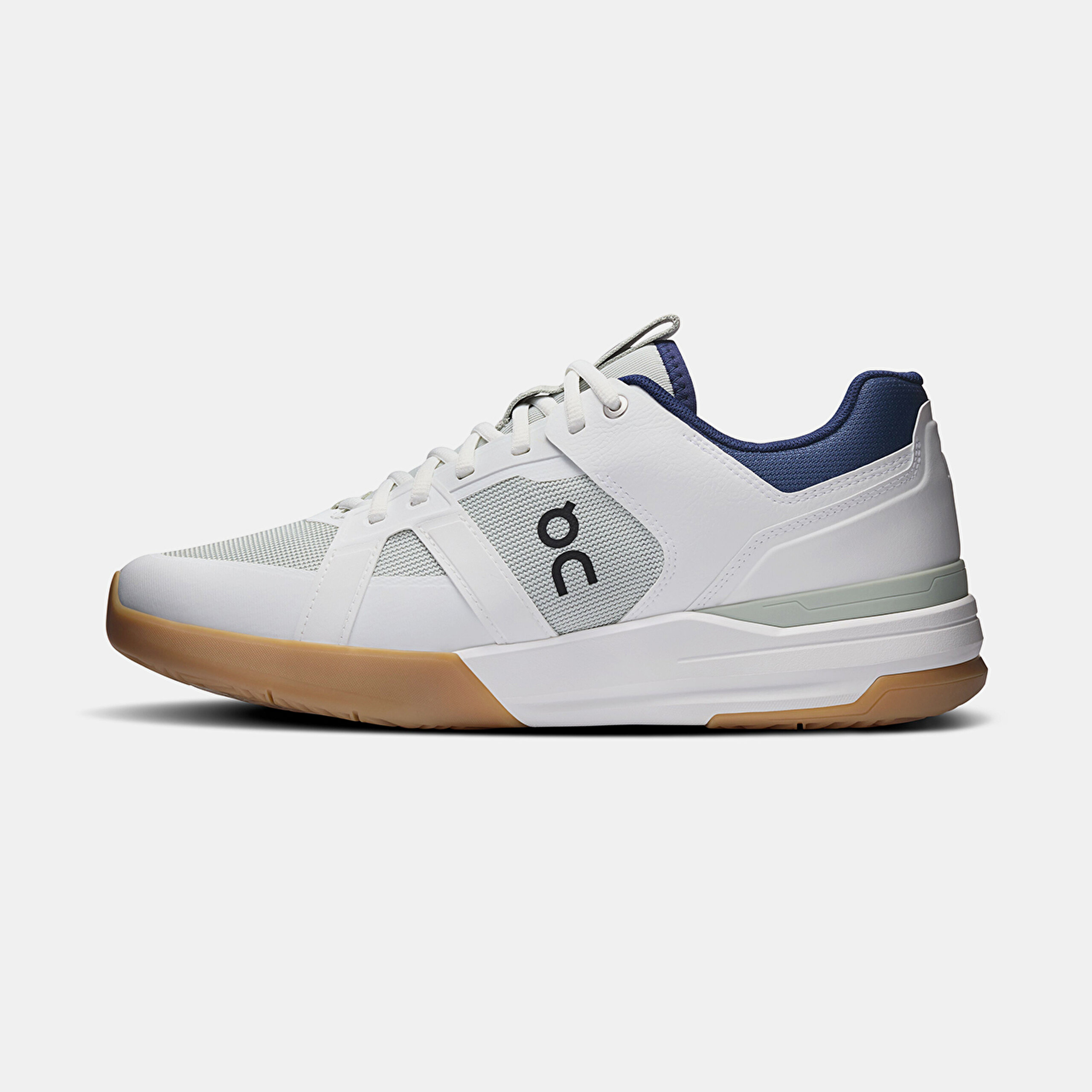 ON The Roger Clubhouse Pro - 2