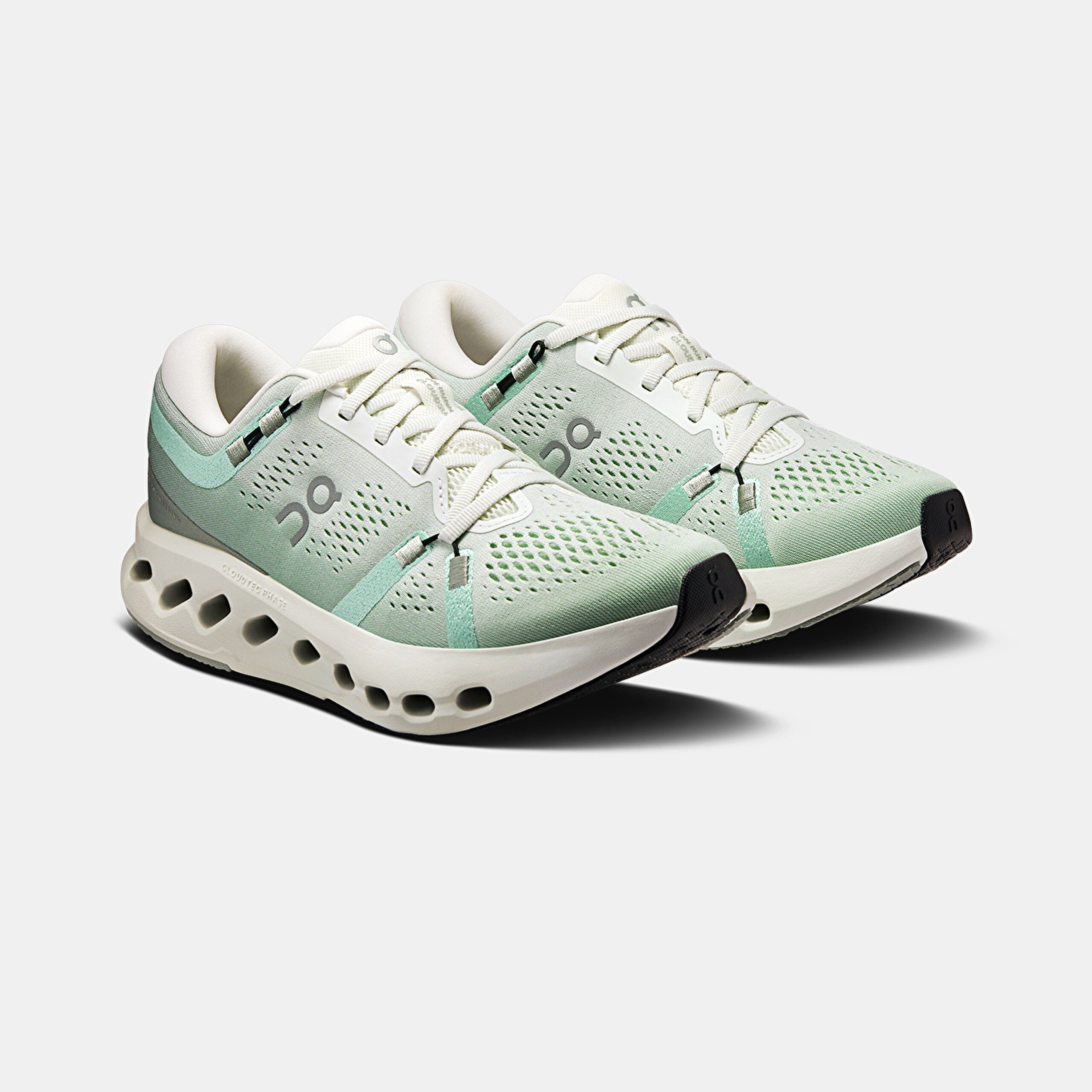 ON Cloudsurfer 2 - 2