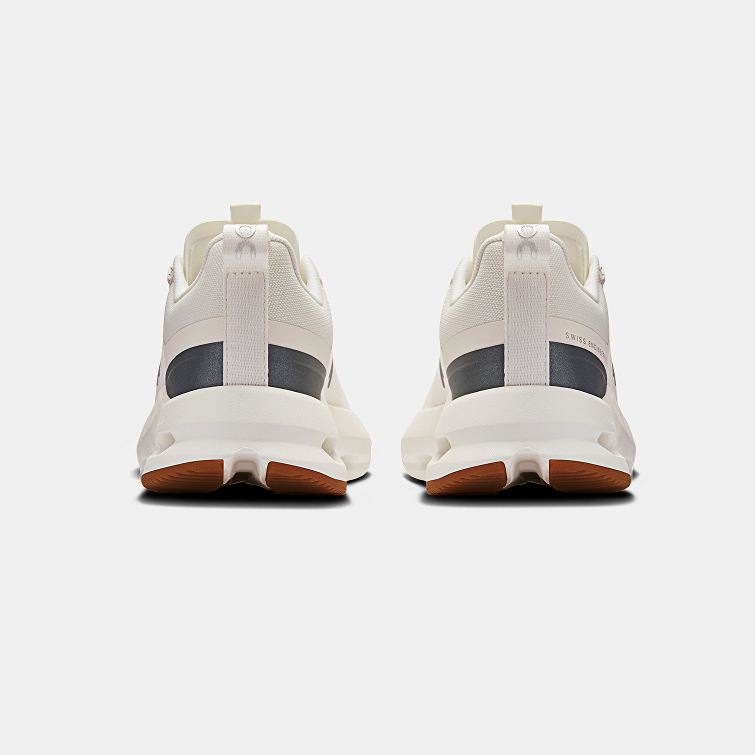 ON Cloudnova Youth - 3