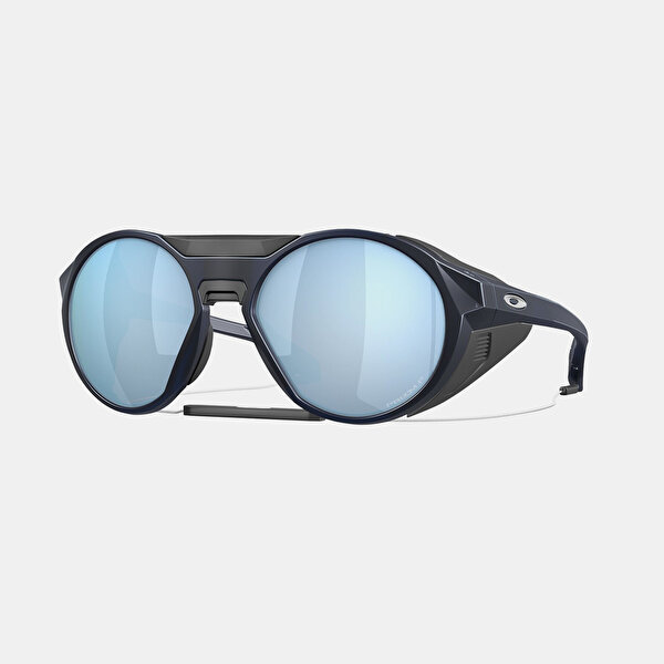 Oakley Clifden - 3