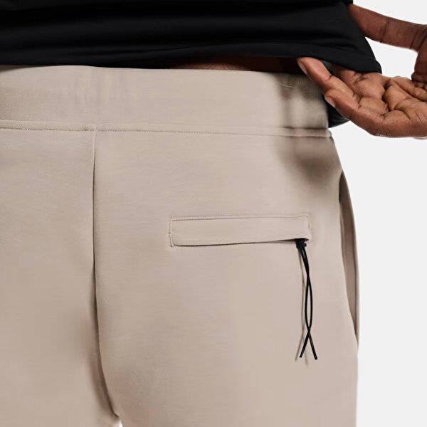 Focus Tech Sweatpants - 4