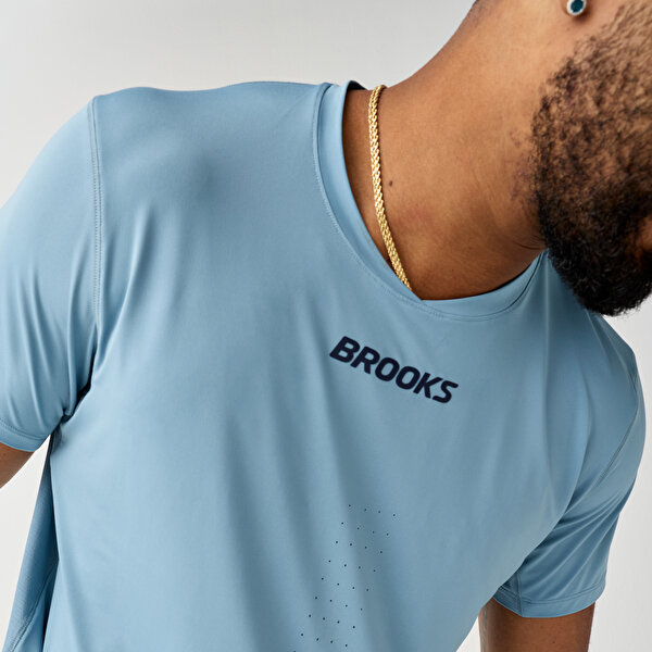 Brooks Dash Cooling Short Sleeve - 2