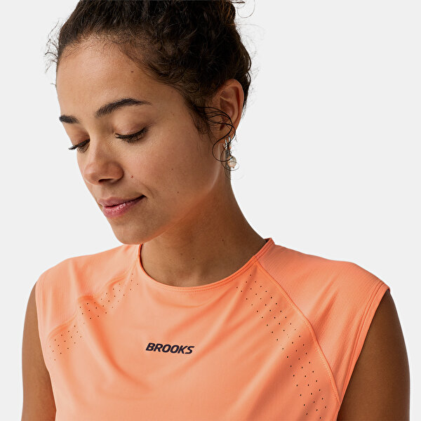 Brooks Dash Cooling Short Sleeve - 2