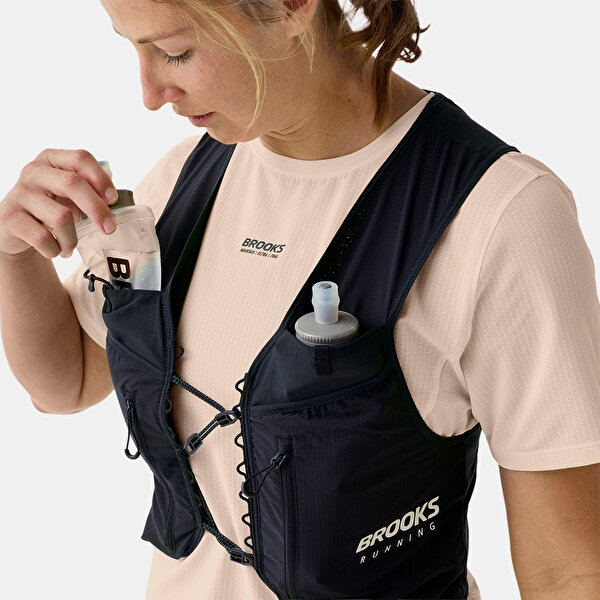 Brooks Cascadia Hydration Vest - 3