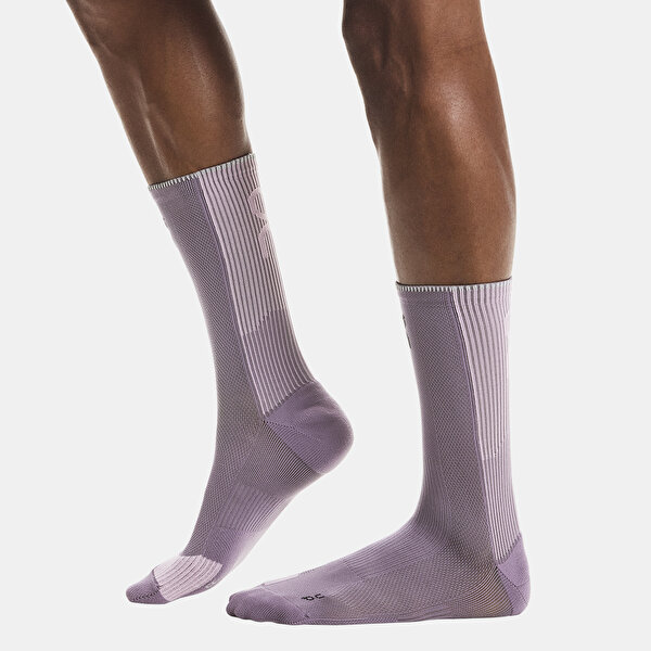 ON Performance Run Sock High - 3