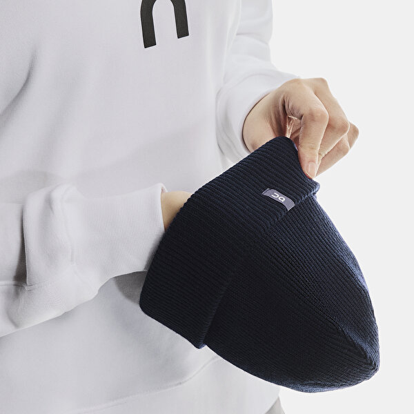 On Merino Beanie - 3