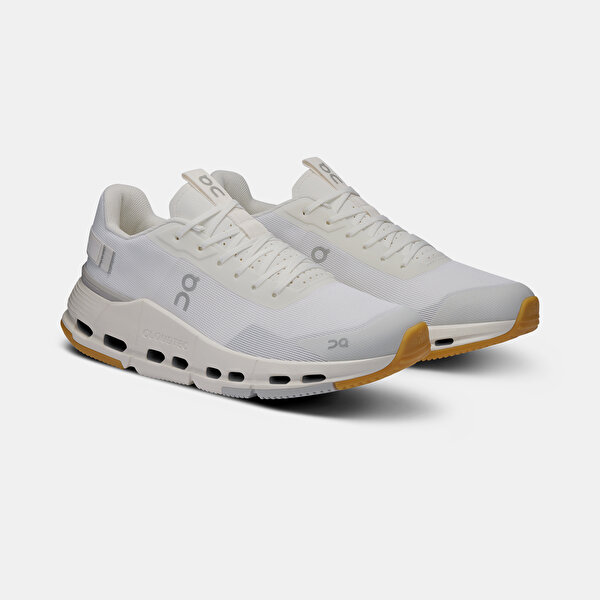 On Cloudnova Form 2 - 2