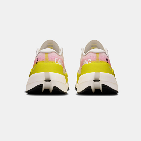 ON Cloudboom Max - 3